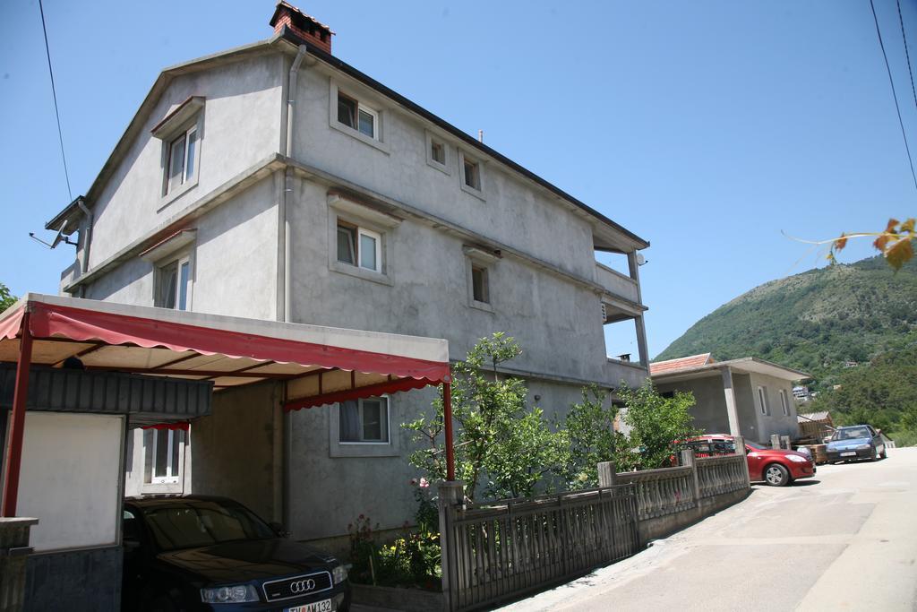 Apartments Djukic Tivat Exterior foto